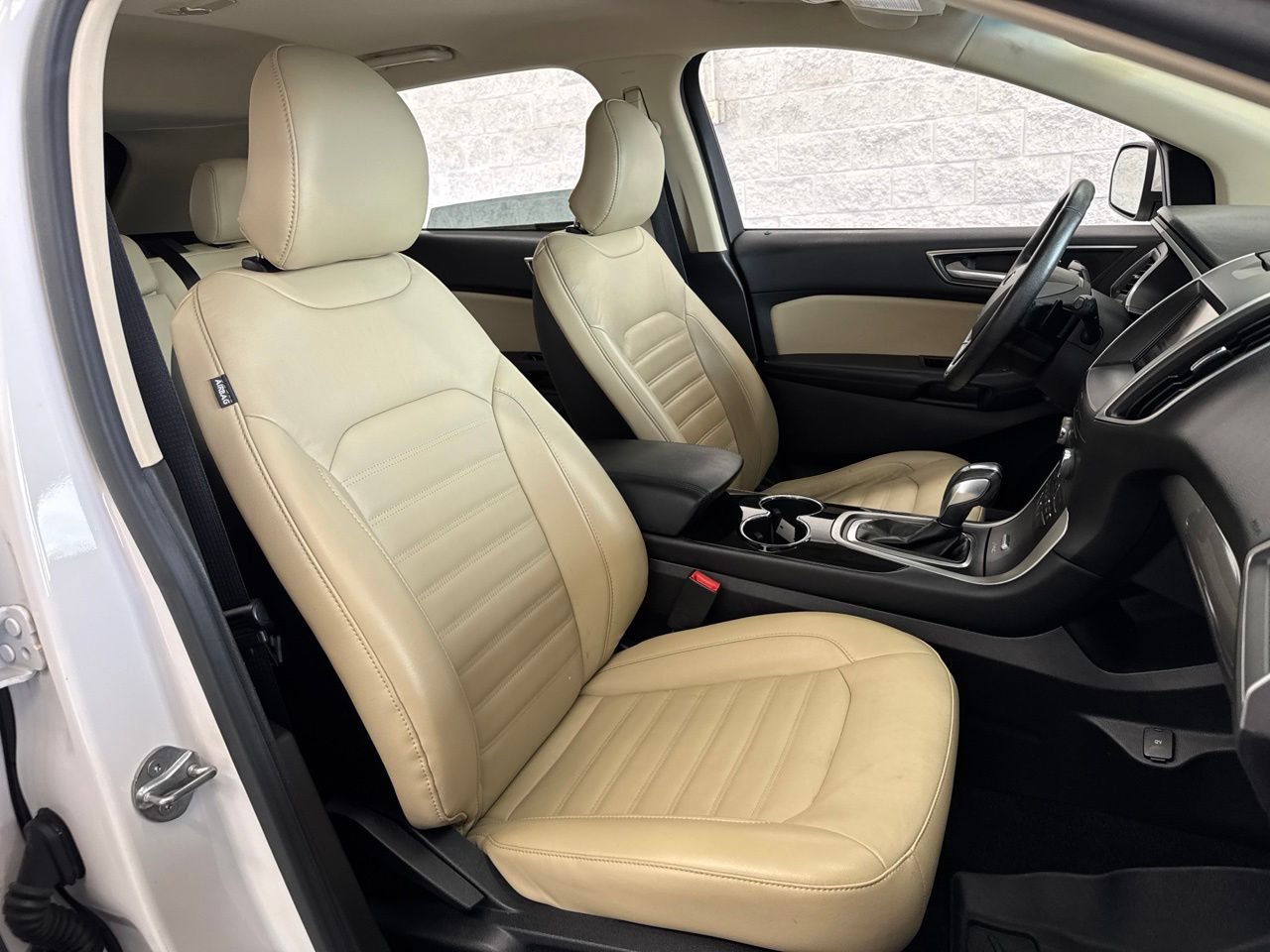 Used 2015 Ford Edge SEL w/ Equipment Group 201A AWD/4WD image 50