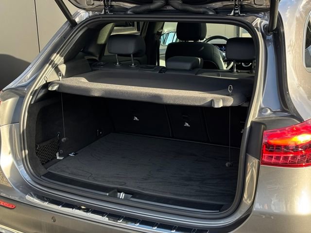 Used 2025 Mercedes-Benz GLA 250 4MATIC image 44