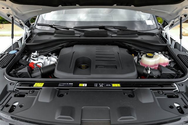 New 2026 Land Rover Range Rover SE AWD/4WD image 62