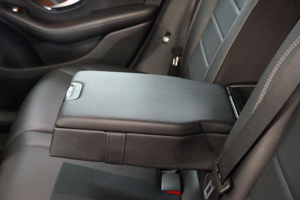 Used 2016 Mercedes-Benz GLC 300 4MATIC image 29
