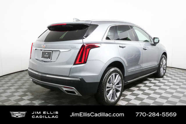 Used 2025 Cadillac XT5 Premium Luxury FWD image 3