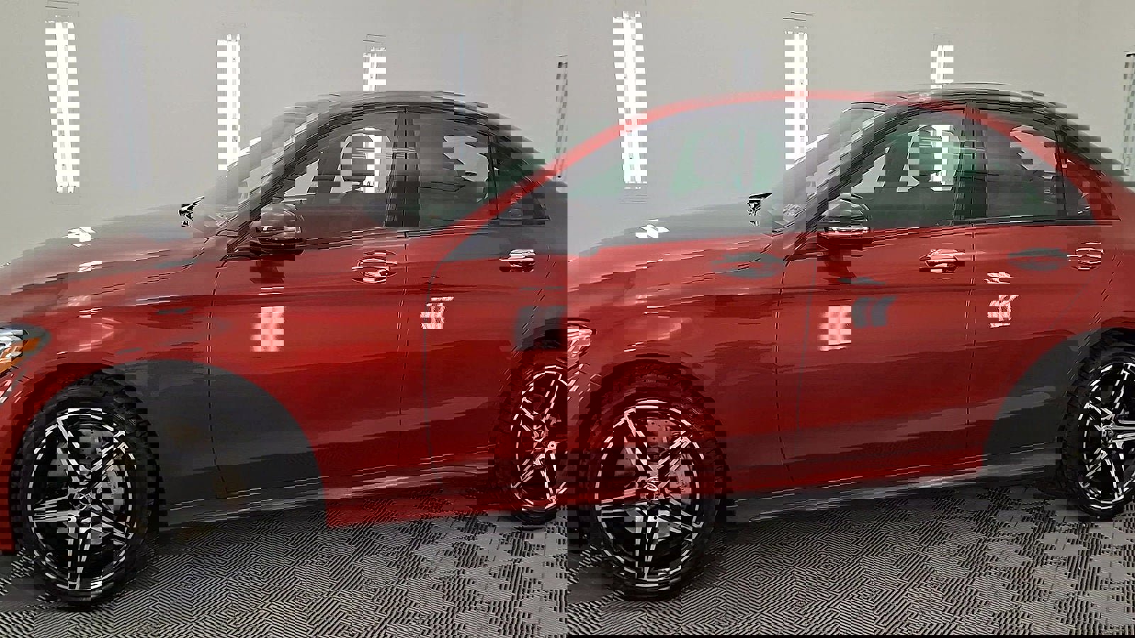 Used 2018 Mercedes-Benz C 300 4MATIC Sedan image 9