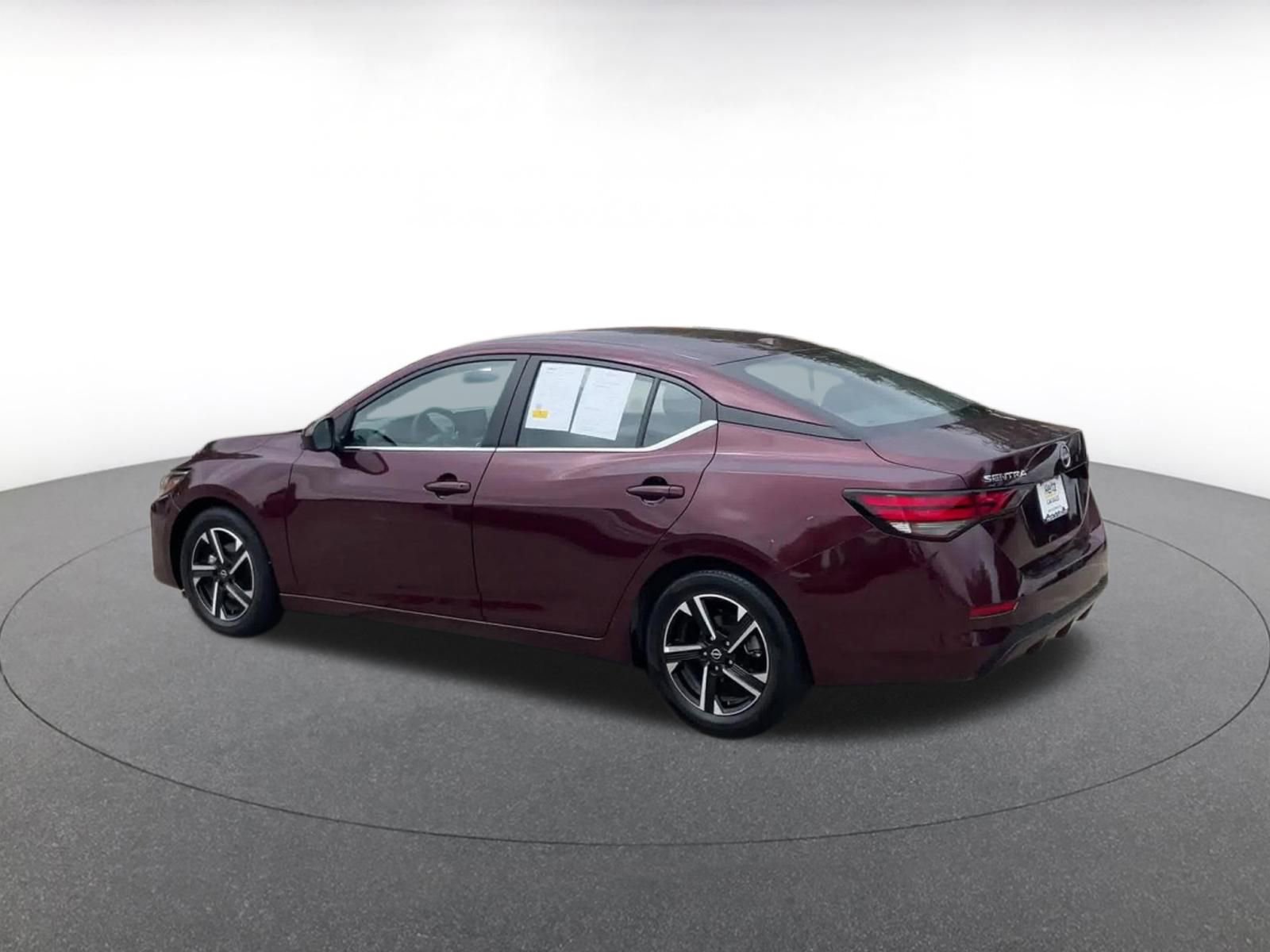 Used 2025 Nissan Sentra SV image 10