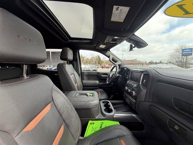 Used 2021 GMC Sierra 1500 AT4 w/ AT4 Premium Package AWD/4WD image 17