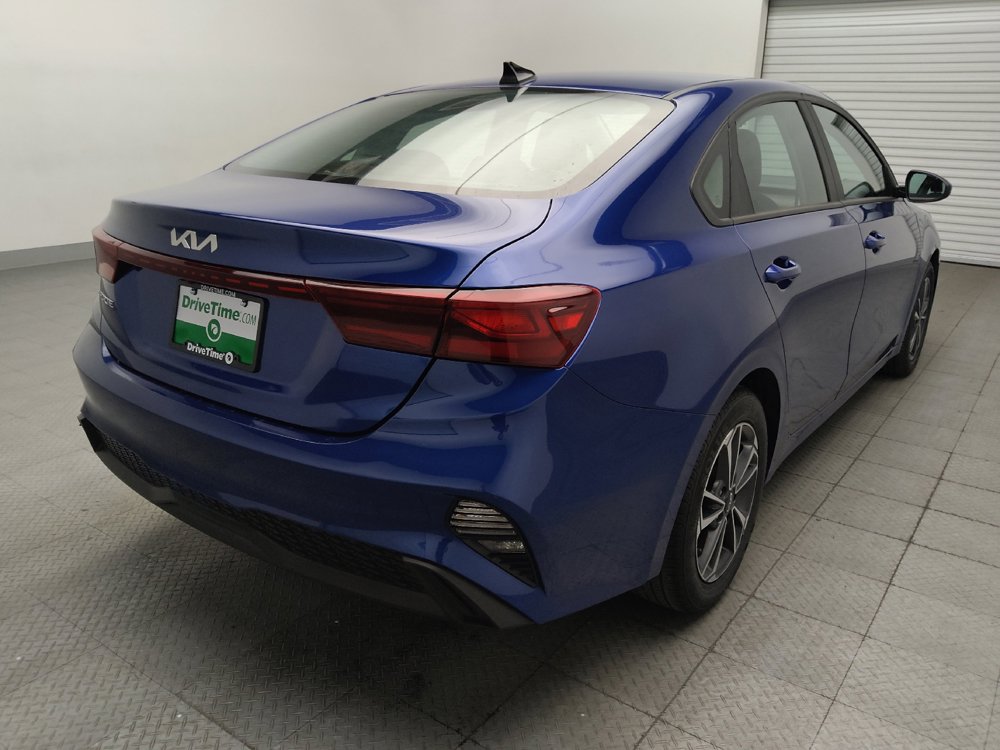 Used 2024 Kia Forte LXS FWD image 9