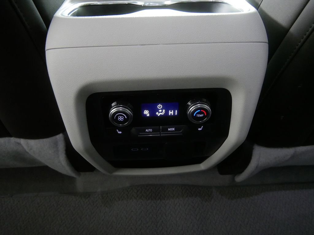 Used 2024 GMC Acadia Denali w/ Super Cruise Package image 20