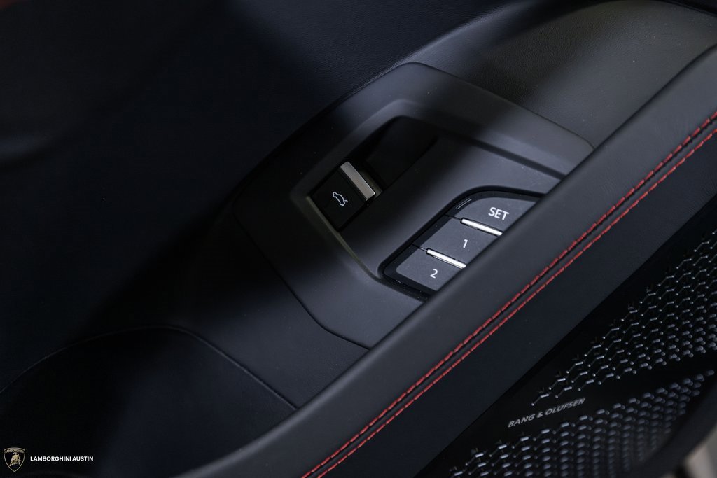 Used 2024 Lamborghini Urus S image 23