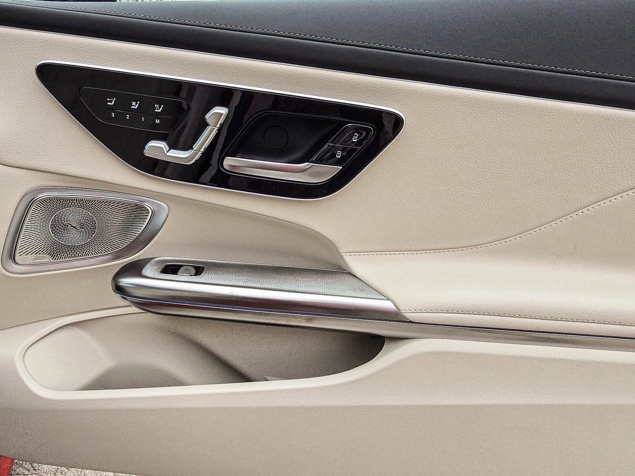 New 2026 Mercedes-Benz CLE 300 4MATIC Cabriolet image 31