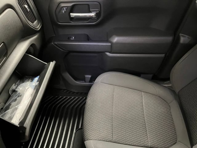 Used 2022 Chevrolet Silverado 1500 Custom AWD/4WD image 40