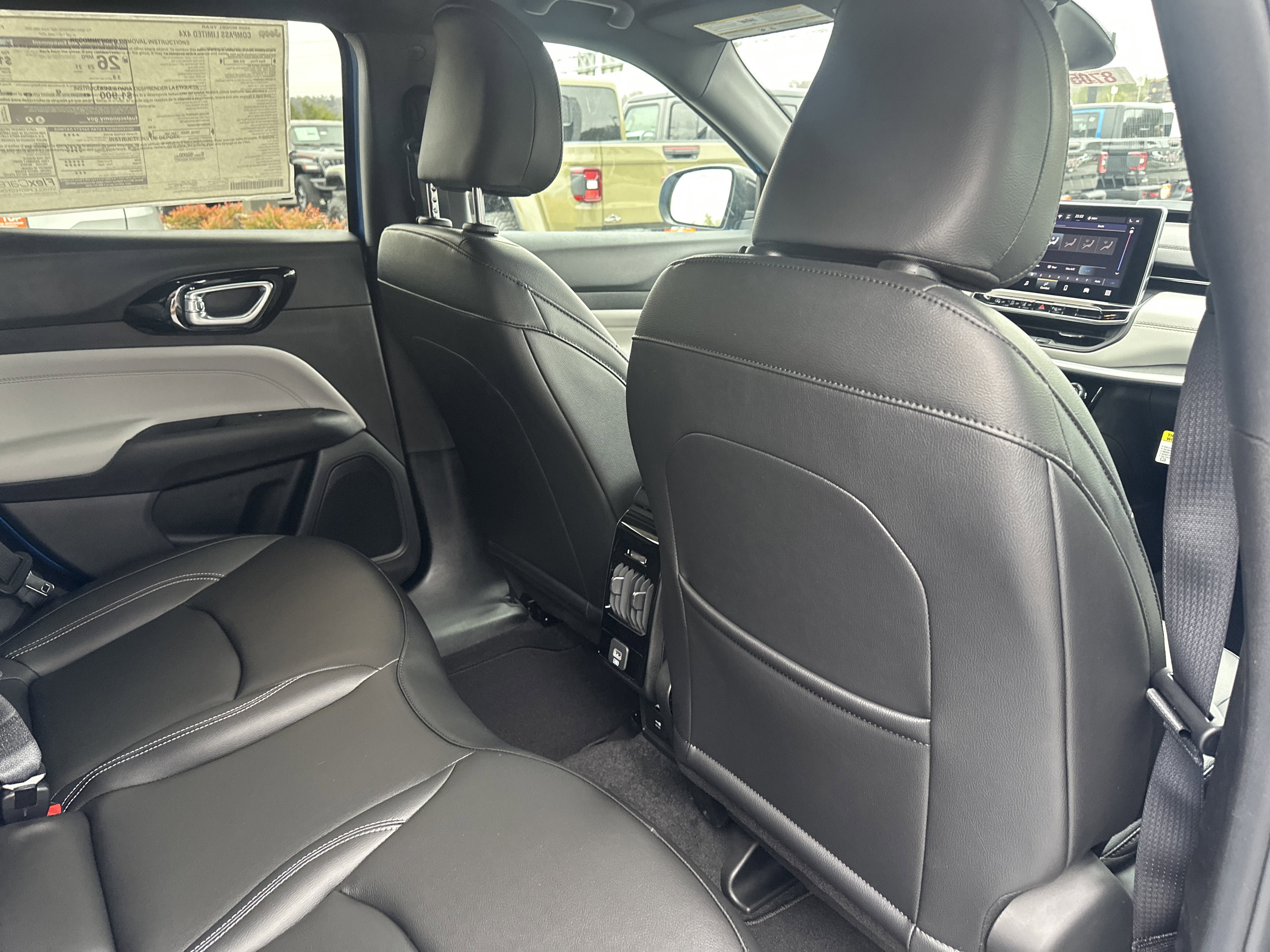 New 2026 Jeep Compass Limited AWD/4WD image 25