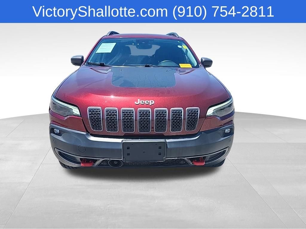 Used 2019 Jeep Cherokee Trailhawk AWD/4WD image 3