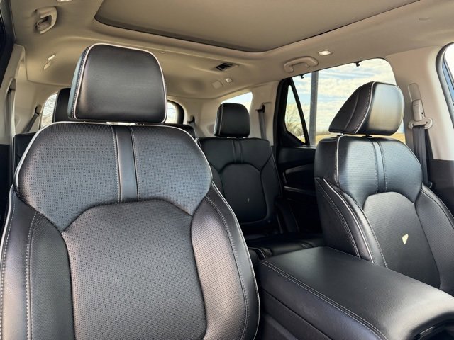 Used 2023 Honda Pilot Elite image 11