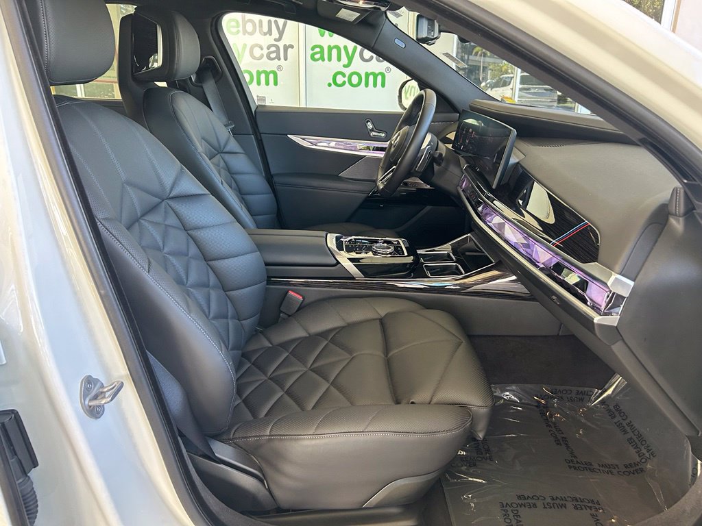 Used 2026 BMW 740i RWD image 22