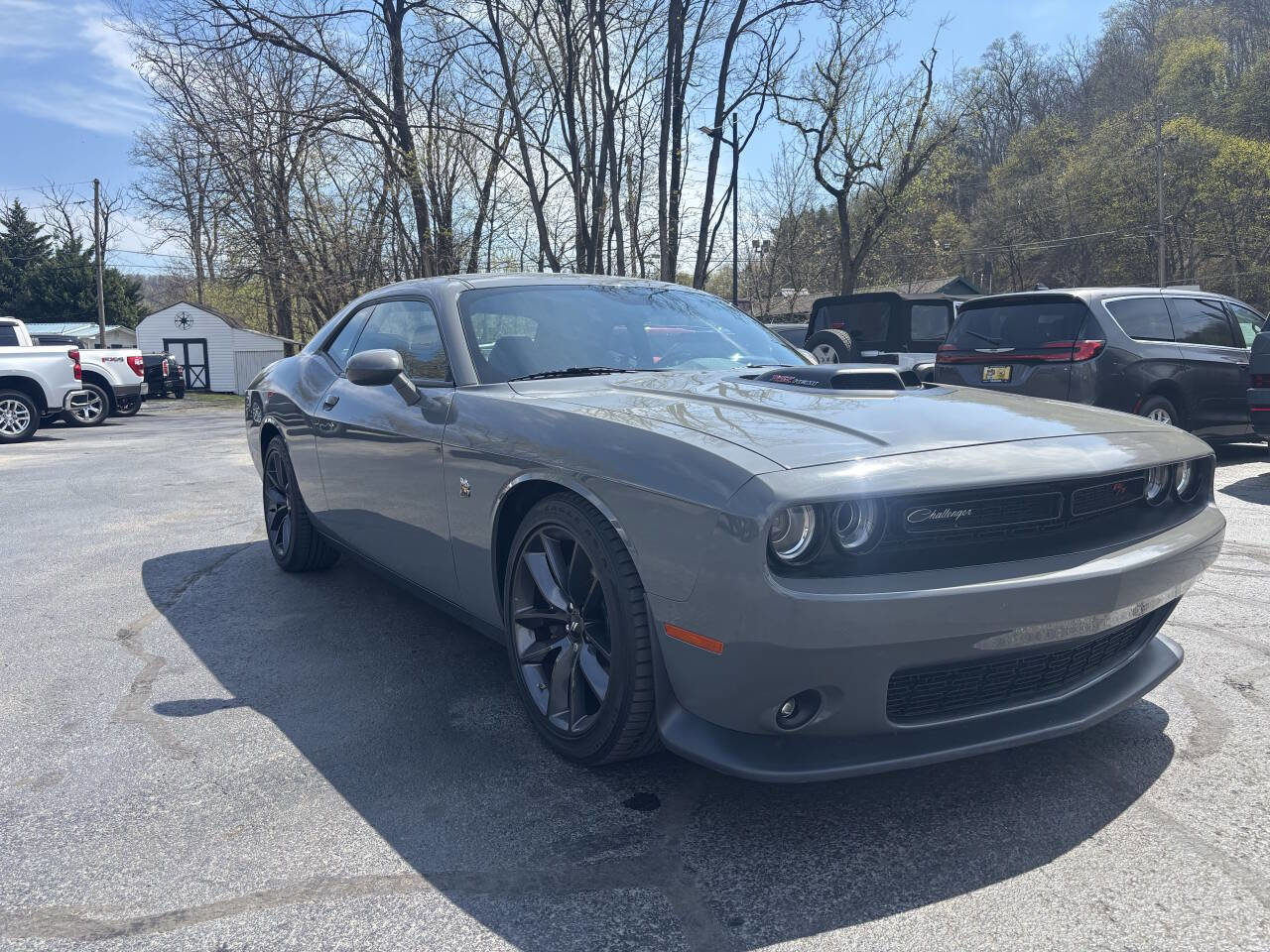 Used 2019 Dodge Challenger R/T Scat Pack w/ Shaker Package RWD image 2