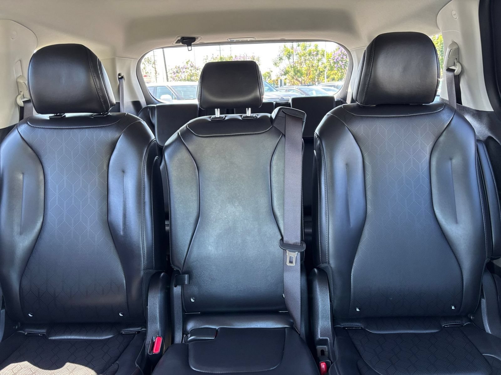 Used 2026 Kia Carnival FWD image 39