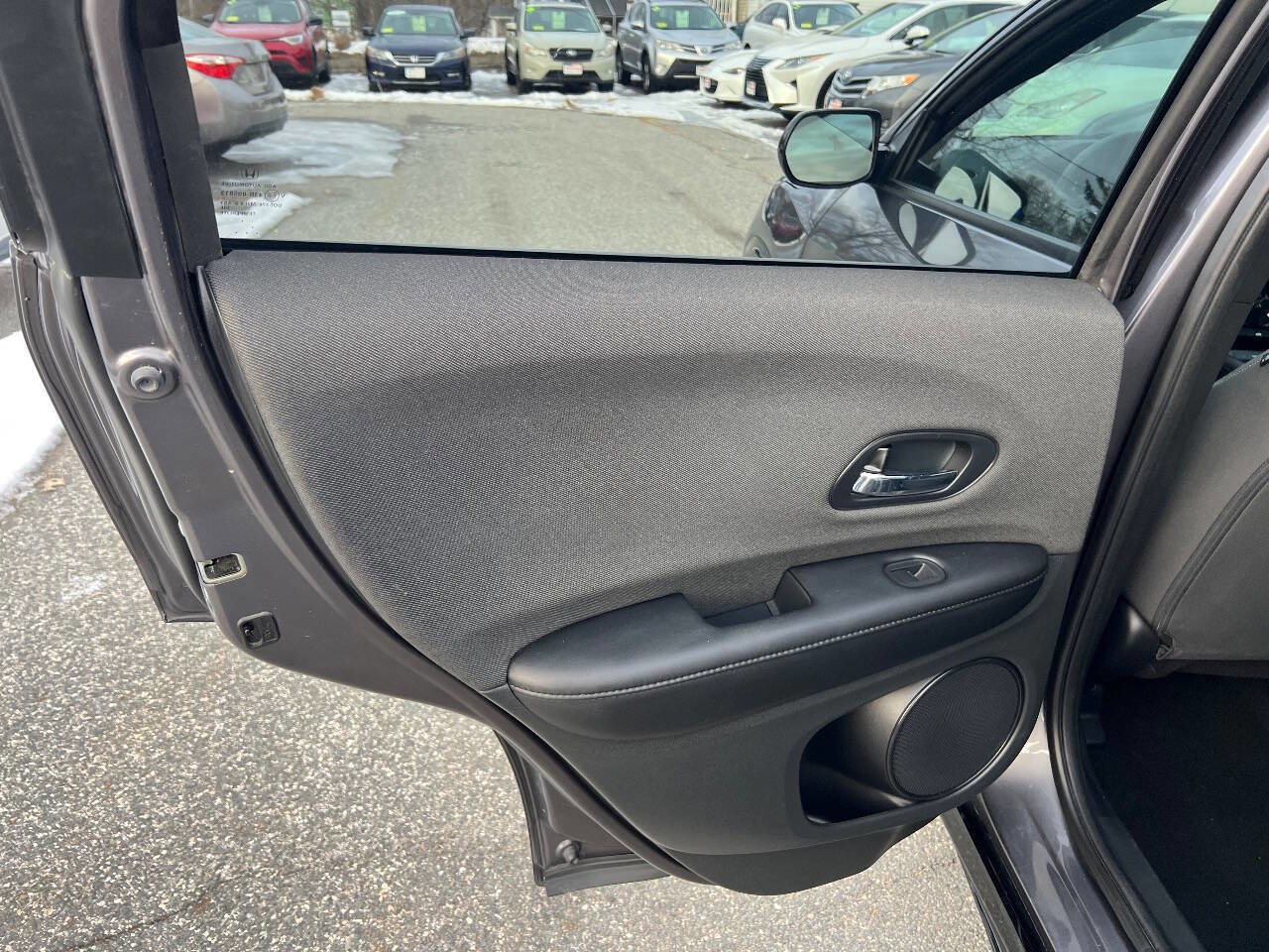 Used 2022 Honda HR-V Sport image 18