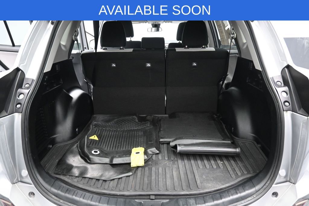 Used 2018 Toyota RAV4 XLE w/ Plus Extra Value Package AWD/4WD image 28