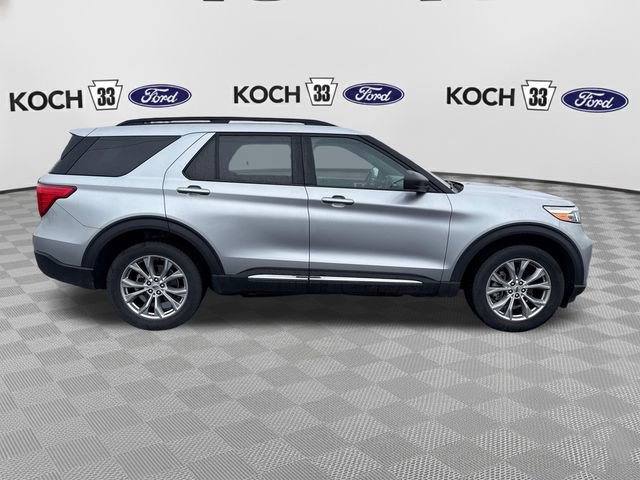 Used 2020 Ford Explorer XLT w/ Equipment Group 202A AWD/4WD image 9