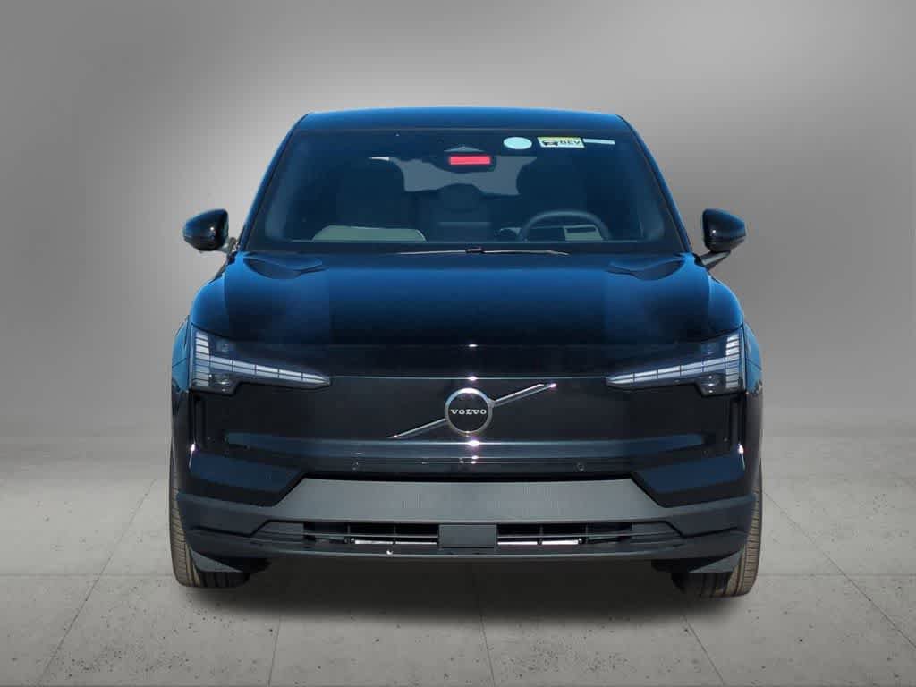 New 2025 Volvo EX30 Plus w/ Protection Package Premier image 9