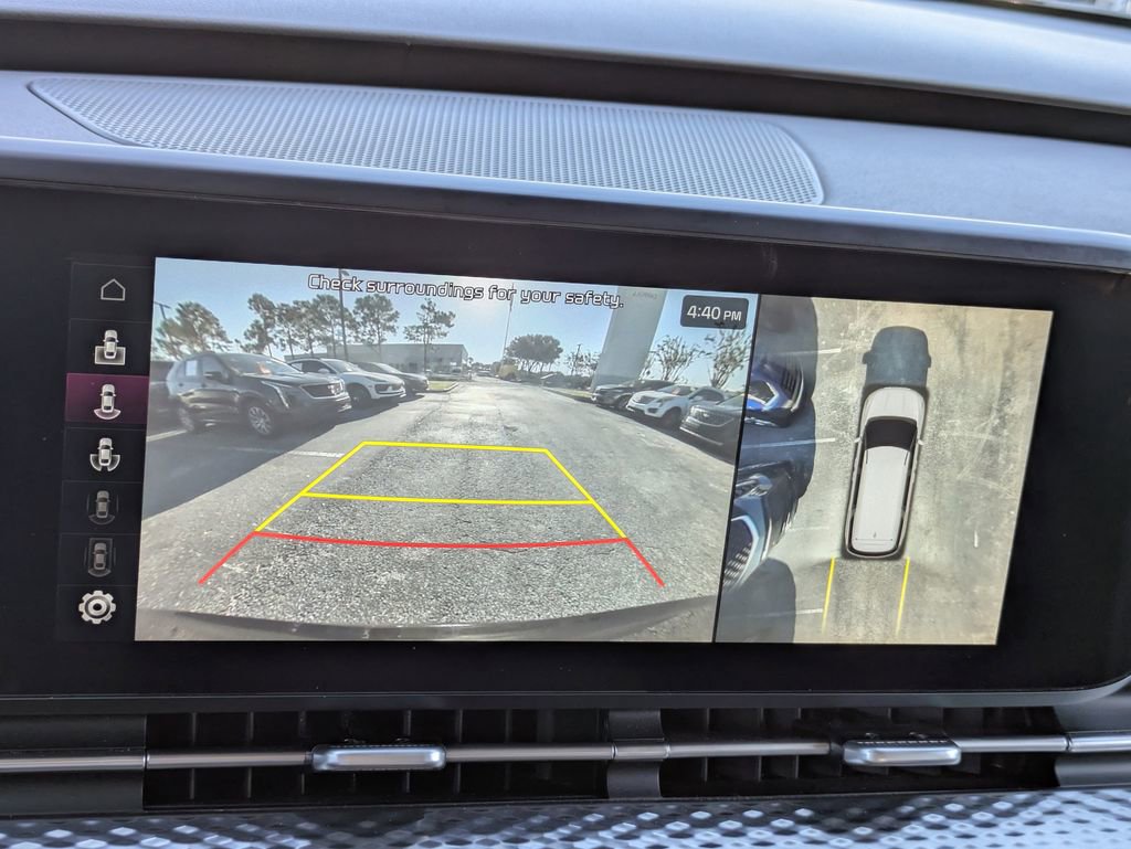 Used 2024 Kia Carnival SX Prestige image 32