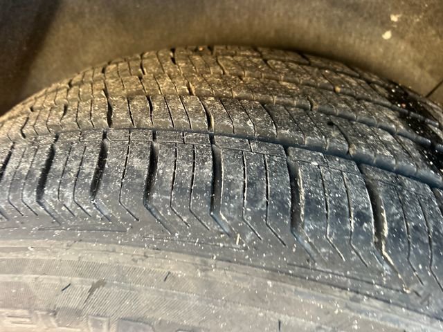 Used 2024 Buick Enclave Premium image 53