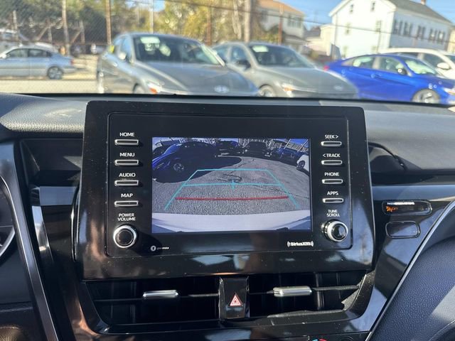 Used 2022 Toyota Camry LE image 21