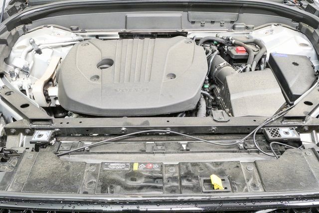 Used 2024 Volvo XC60 B5 Plus w/ Climate Package AWD/4WD image 34