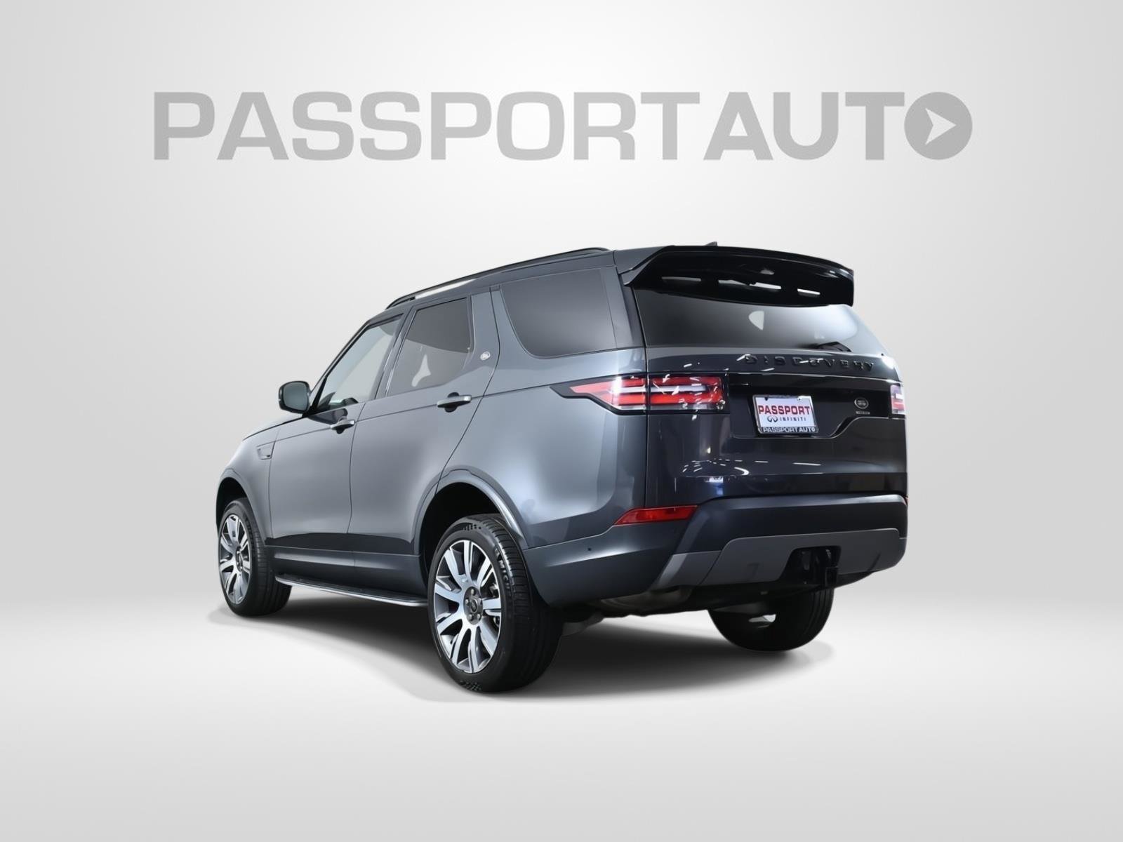 Used 2019 Land Rover Discovery HSE image 6