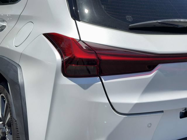Used 2020 Lexus UX 250h w/ Premium Package AWD/4WD image 12
