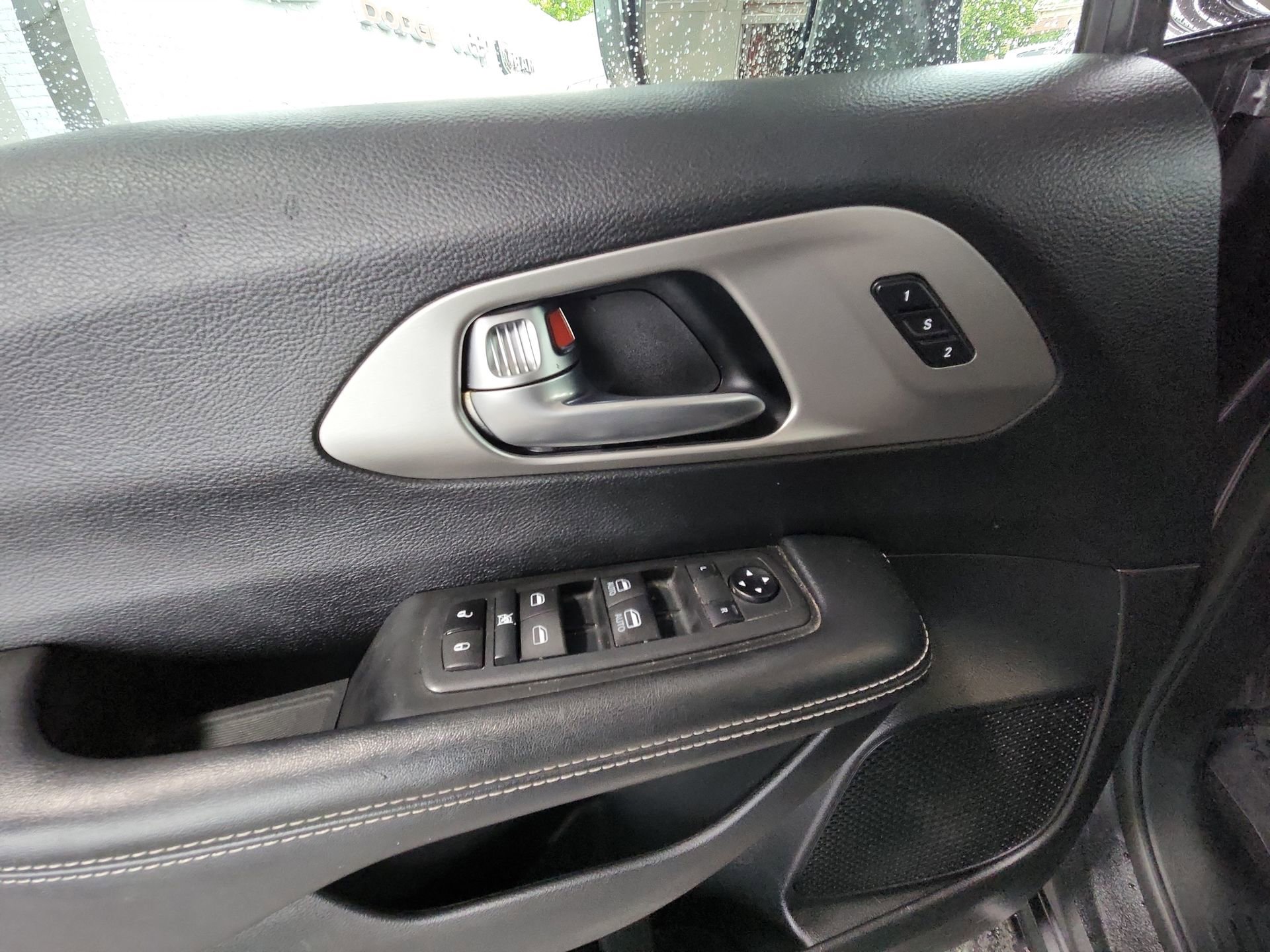Certified 2020 Chrysler Pacifica Touring-L w/ Advanced Safetytec Group AWD/4WD image 15