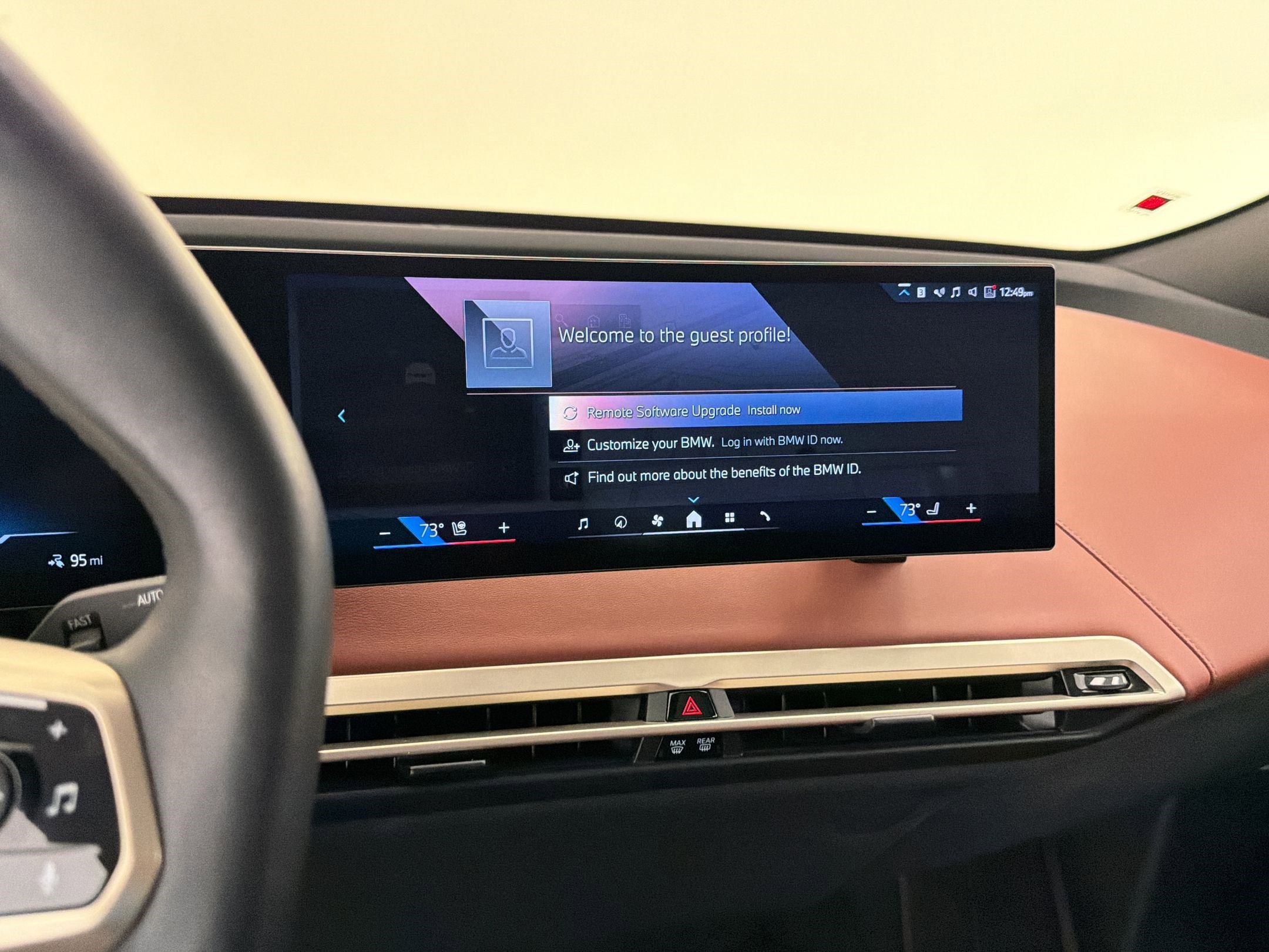 Used 2025 BMW iX xDrive50 w/ Premium Package image 24