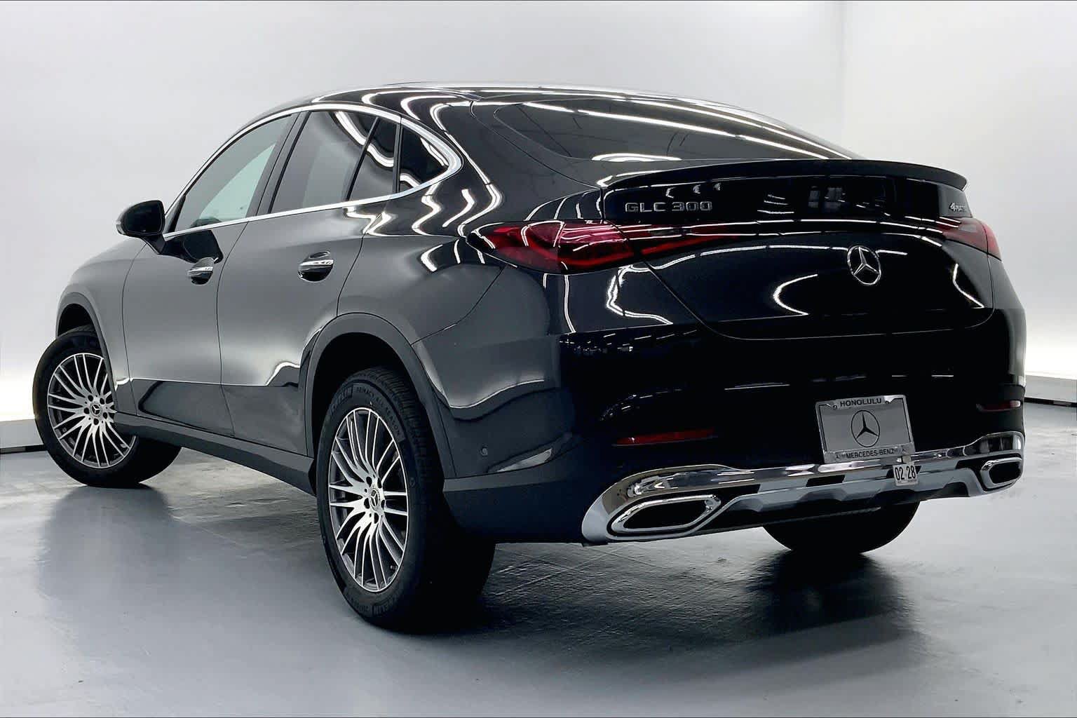 Used 2026 Mercedes-Benz GLC 300 4MATIC image 5