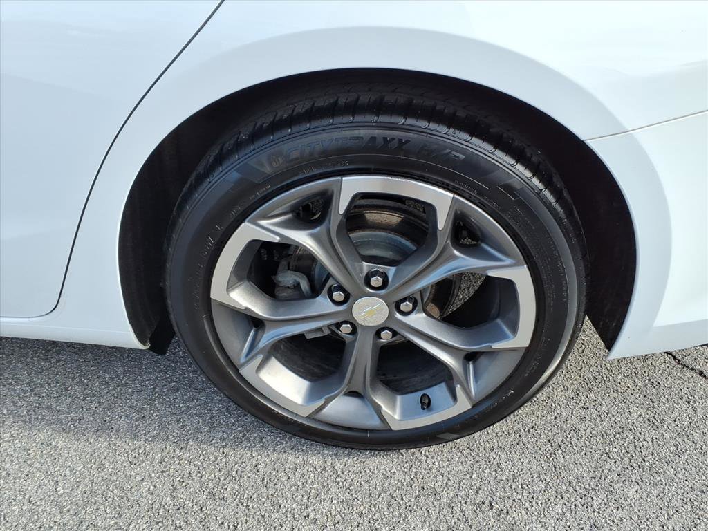 Used 2019 Chevrolet Malibu RS w/ LPO, Convenience Package 1 image 4