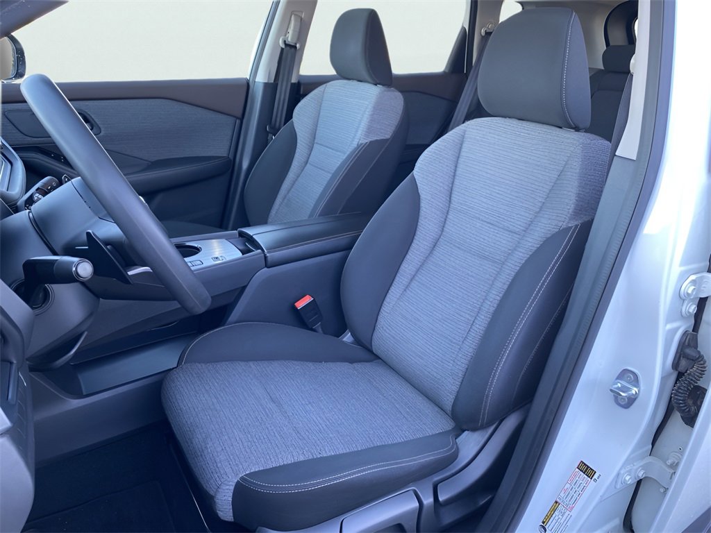 Used 2021 Nissan Rogue S image 13