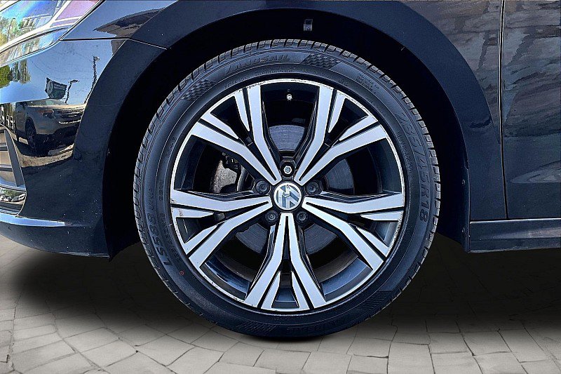 Used 2022 Volkswagen Passat 2.0T SE image 8