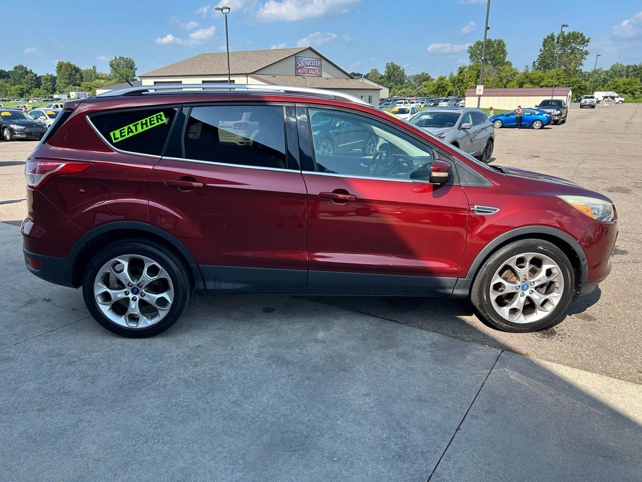 Used 2014 Ford Escape Titanium w/ Equipment Group 401A AWD/4WD image 4