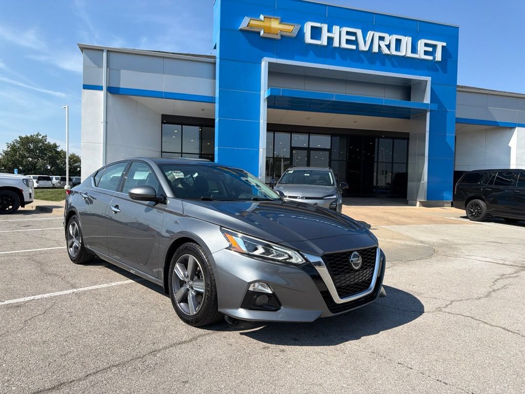 Used 2020 Nissan Altima 2.5 SL FWD image 1