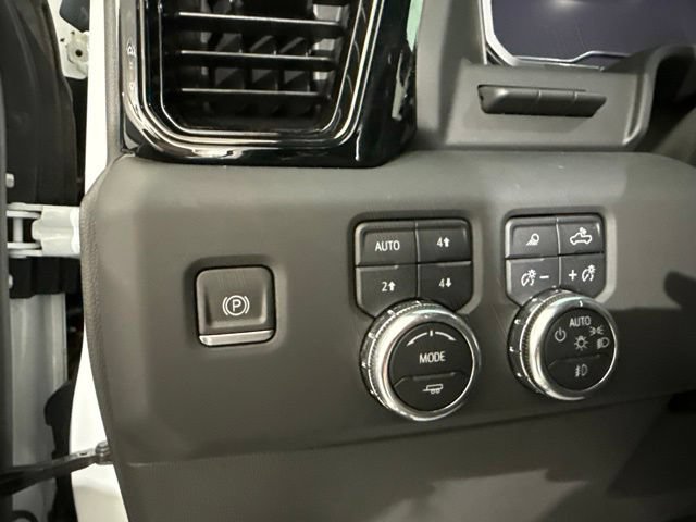 Used 2024 GMC Sierra 1500 AT4X AWD/4WD image 18