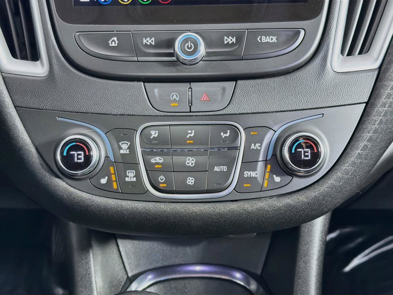 Used 2024 Chevrolet Malibu LT FWD image 17