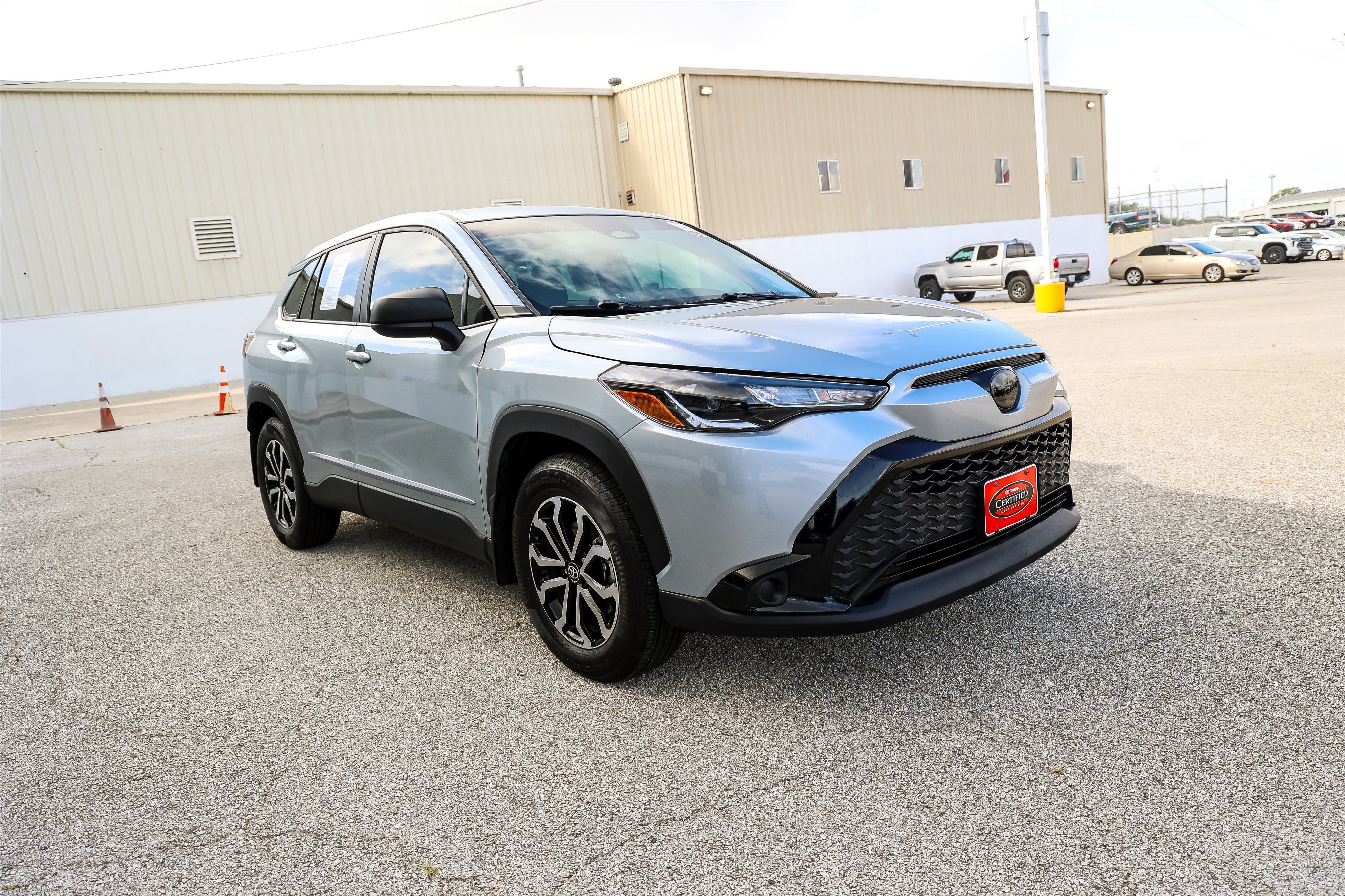Used 2024 Toyota Corolla Cross AWD Hybrid image 5