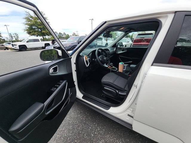 Used 2022 Kia Soul LX w/ Technology Package FWD image 18