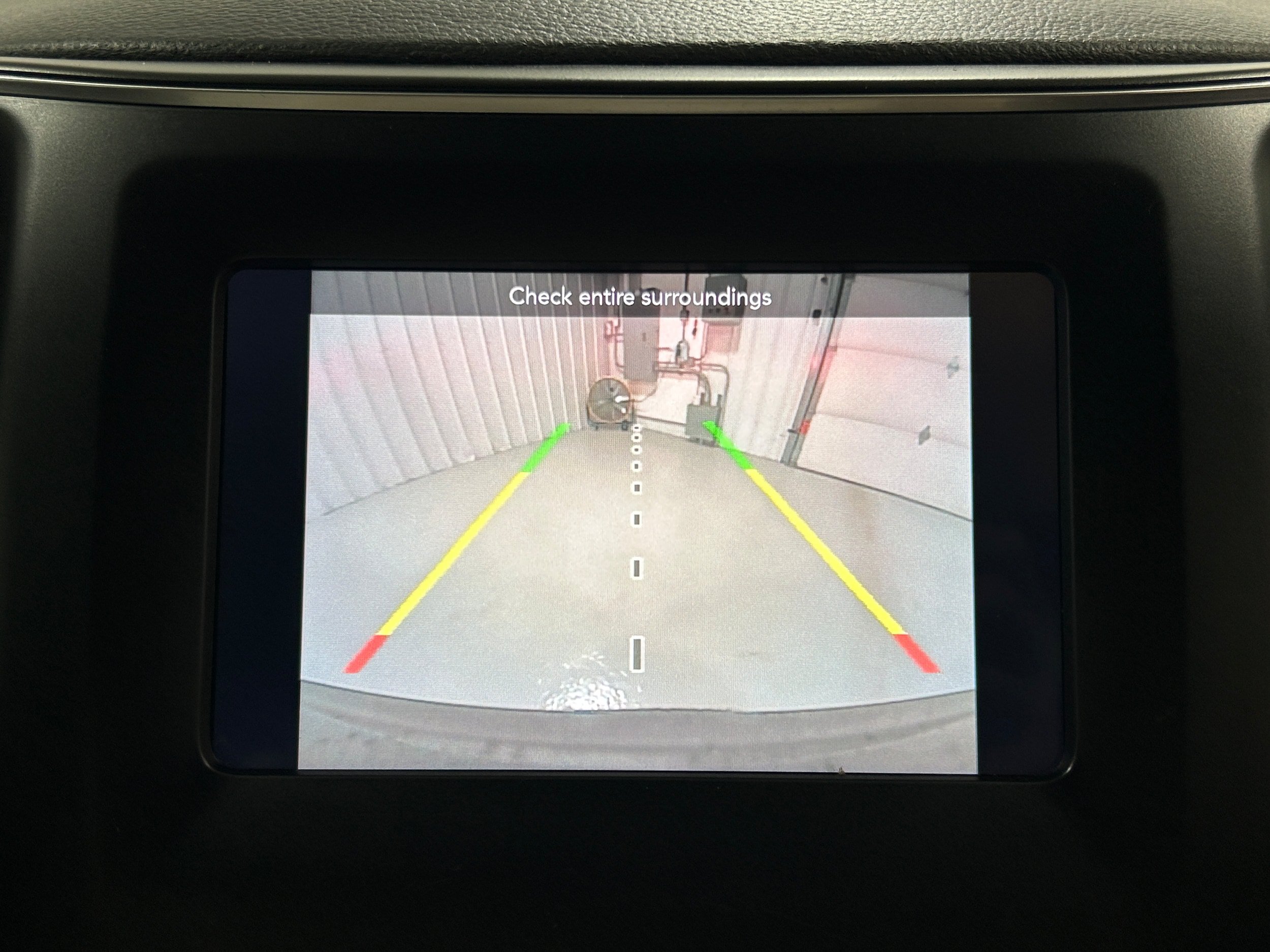 Used 2019 Jeep Cherokee Latitude Plus AWD/4WD image 10