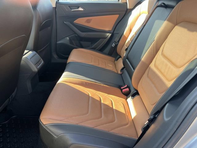 Used 2022 Volkswagen Jetta SEL FWD image 17