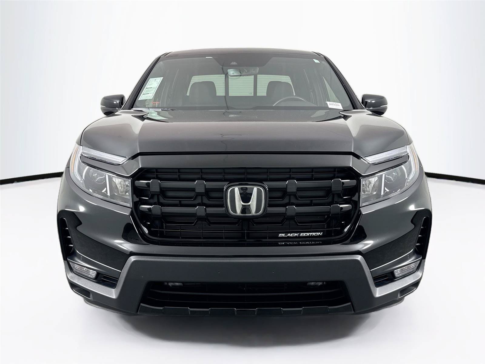 Used 2025 Honda Ridgeline Black Edition image 9