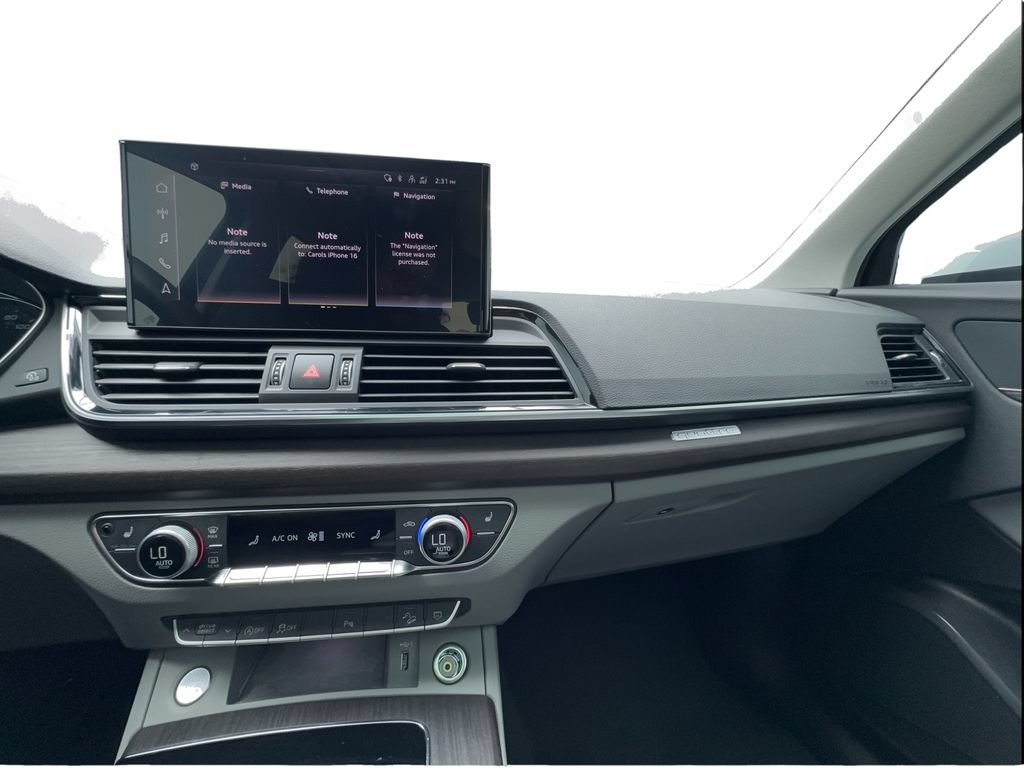 Used 2022 Audi Q5 2.0T Premium AWD/4WD image 46