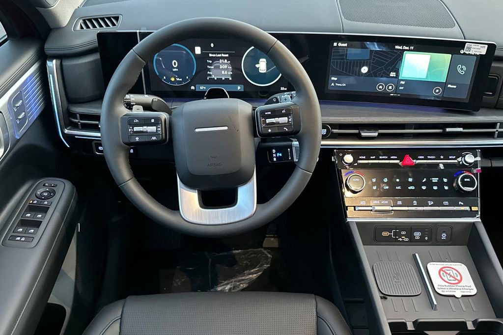 New 2025 Hyundai Santa Fe Limited AWD/4WD image 11