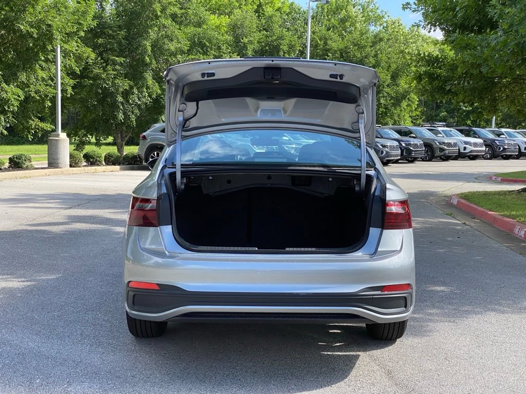 New 2026 Volkswagen Jetta Sport FWD image 7
