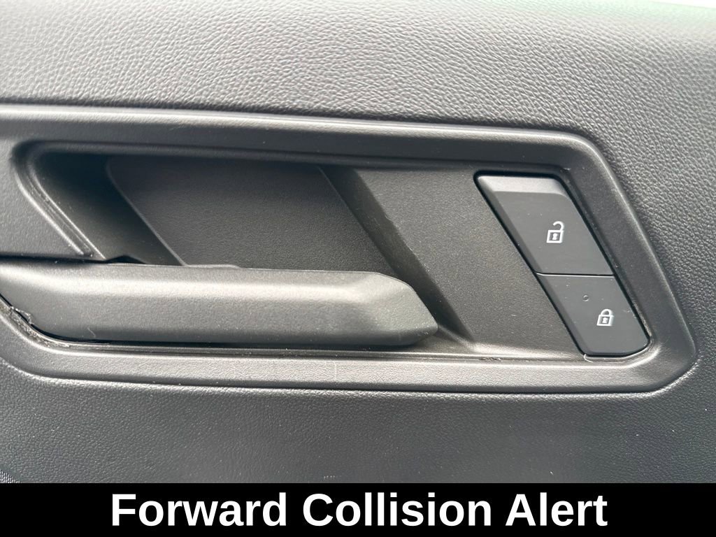 Used 2025 Chevrolet Colorado W/T image 15