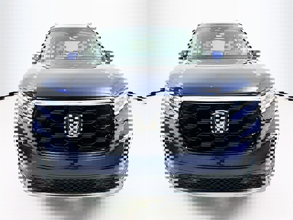 New 2025 Honda Pilot Touring image 5
