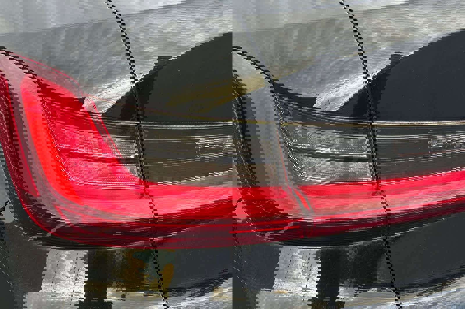 Certified 2022 BMW 330i Sedan w/ Convenience Package image 10